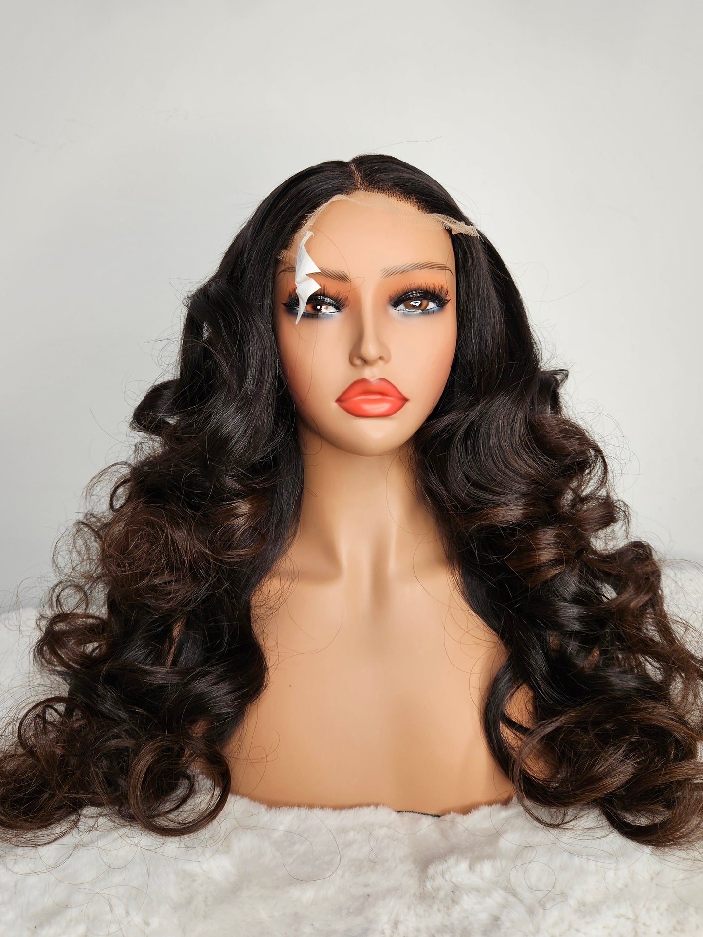 22” Layered Body Wave Wig – 5×5 HD Closure | Raw Hair | Brown Tips
