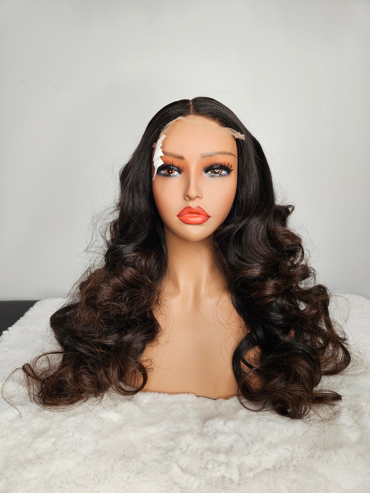 22” Layered Body Wave Wig – 5×5 HD Closure | Raw Hair | Brown Tips